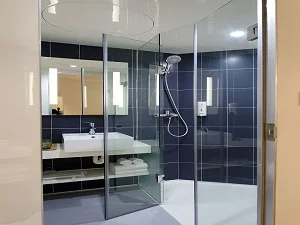 Services Hurstville Glaziers 3 Shower Screens Caboolture